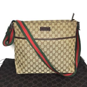 Authentic Gucci brown messanger bag monogram canvas